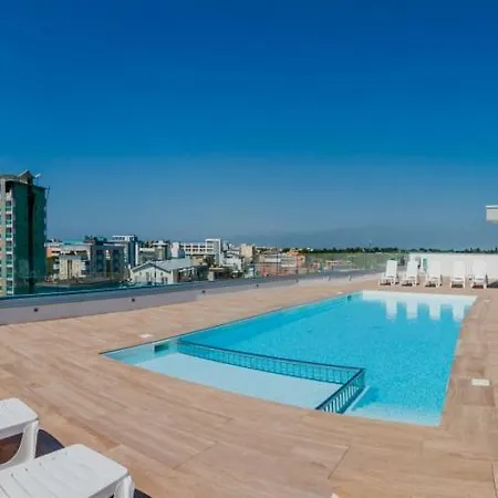 Condominio Giardino شقة *