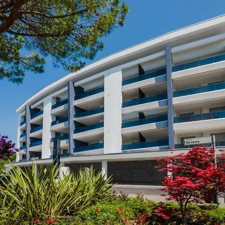 Condominio Giardino Apartman *