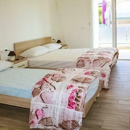 Апартаменты Condominio Giardino Бибионе